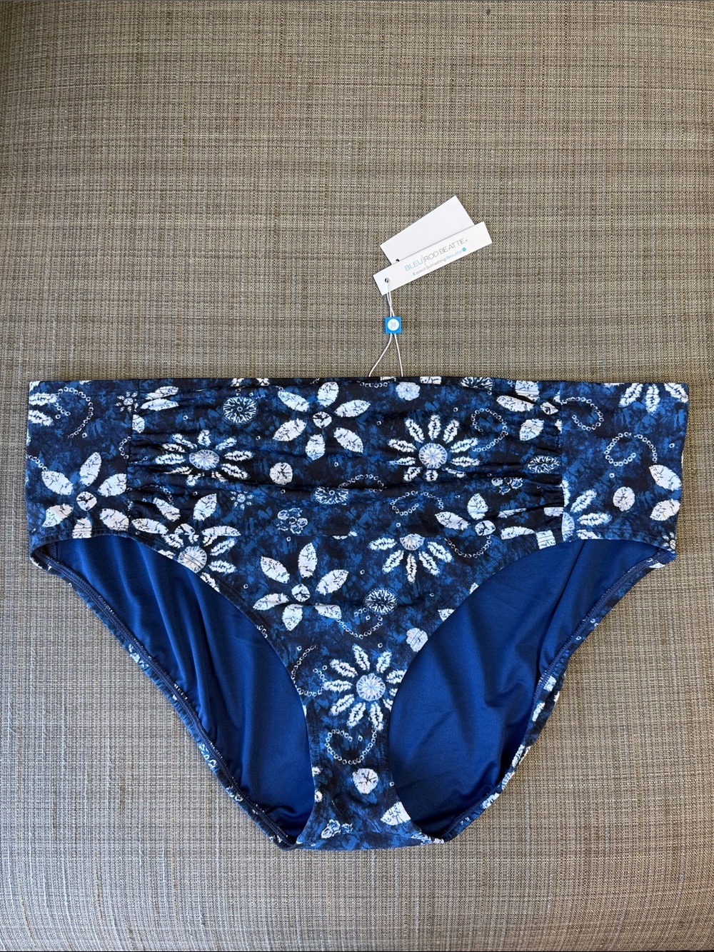 NWT Bleu Rod Beattie Navy Floral Tie Dye Print Ruched Bikini Bottoms Sz 22W